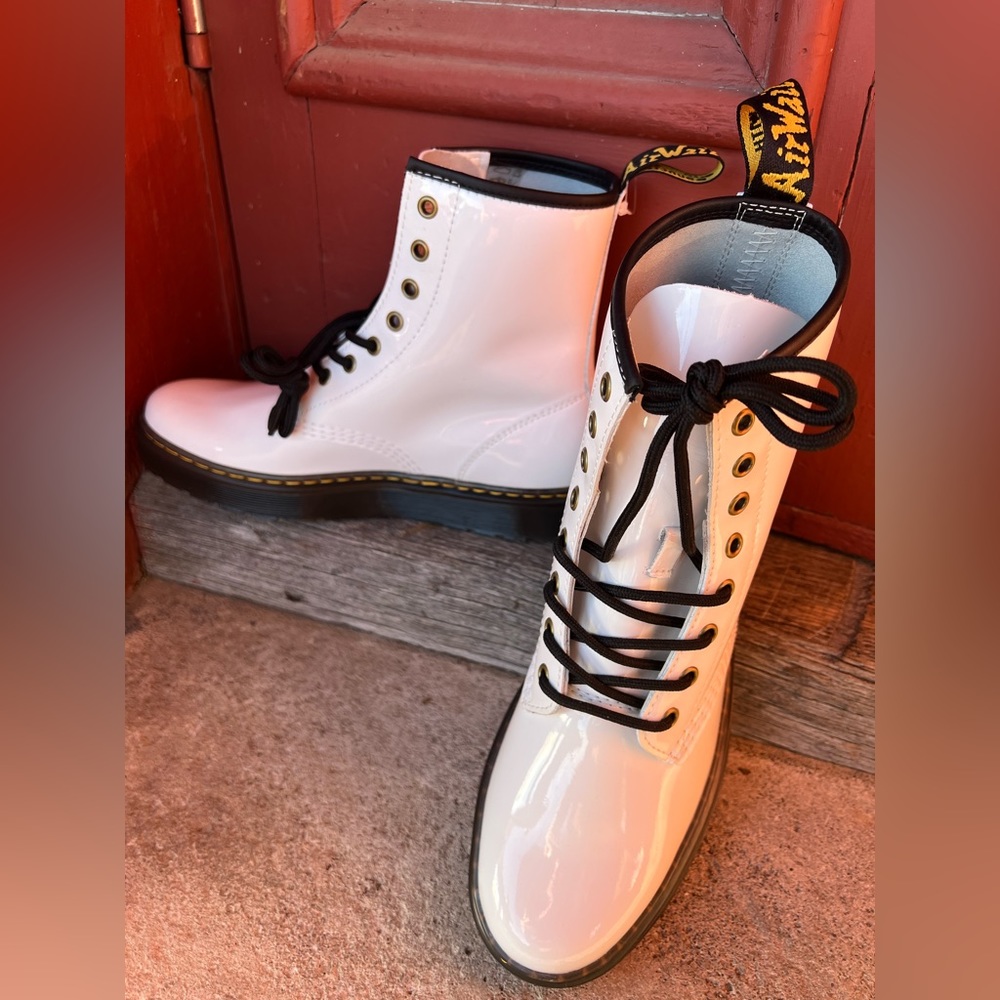 Dr. Martens Doc’s DM’s Doc Martens White Patent Zavala NWOT Size EU 42